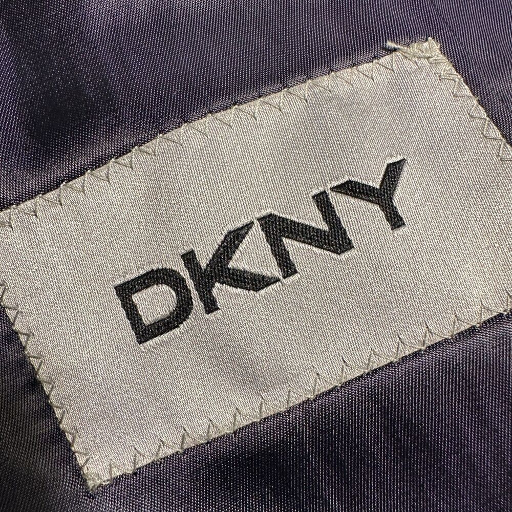 DKNY Men's Blazer Sport Coat Two Button Jacket 40R Navy Blue 2-Vent 100% Wool - Picture 9 of 10